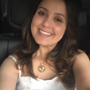 Meet your Posher, Caroline